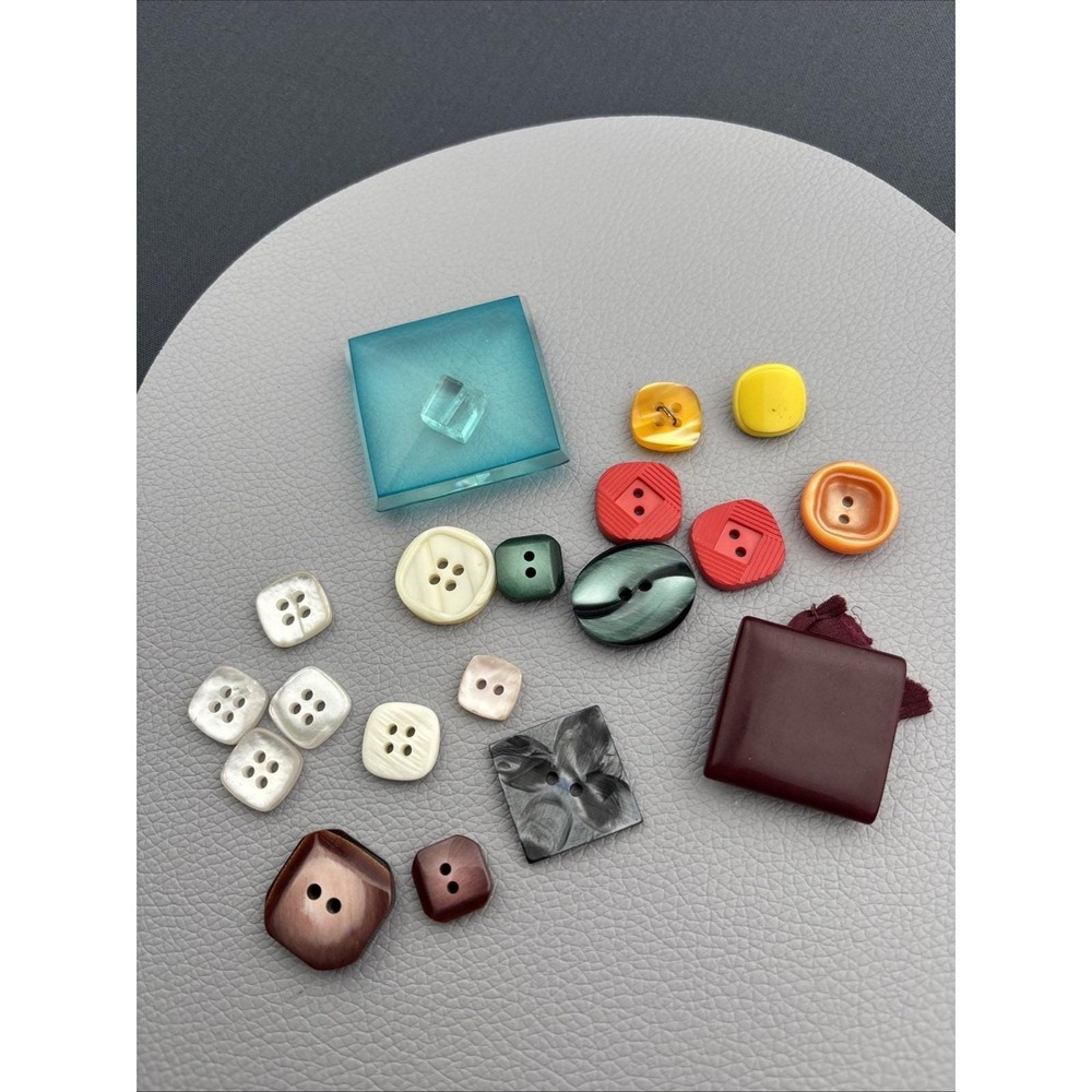 Vintage Square Button 19piece Lot White‎ Blue Red Orange Maroon Beige Vintage